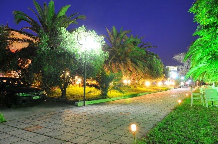 Possidona Beach Hotel Gerakini Exterior photo